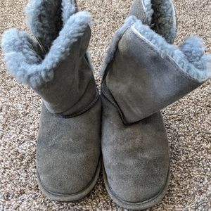 Bearpaw boots
